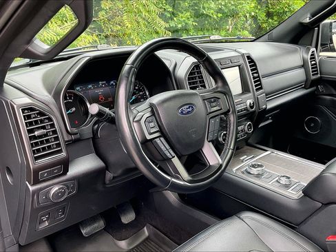 Used 2018 Ford Expedition Max Limited w/ Equipment Group 301A AWD/4WD image 14