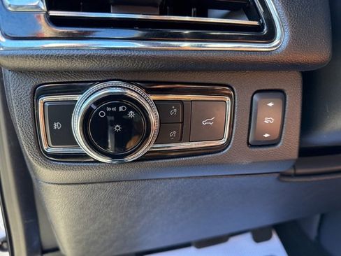 Used 2019 Lincoln Navigator Reserve image 33