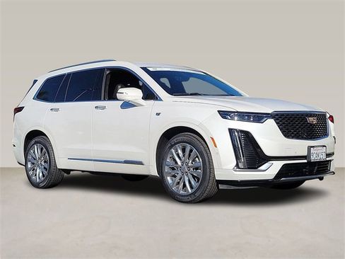 Certified 2022 Cadillac XT6 Premium Luxury w/ Platinum Package image 1
