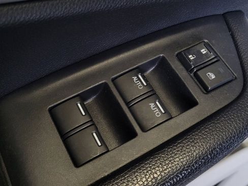 Used 2017 Honda Pilot EX-L image 27