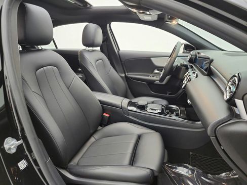 Used 2019 Mercedes-Benz A 220 image 19