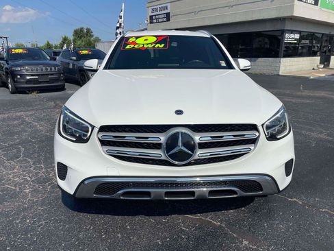 Used 2021 Mercedes-Benz GLC 300 image 2