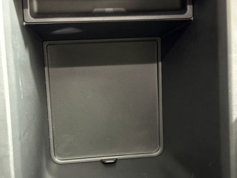 Used 2025 Honda Pilot Elite image 29