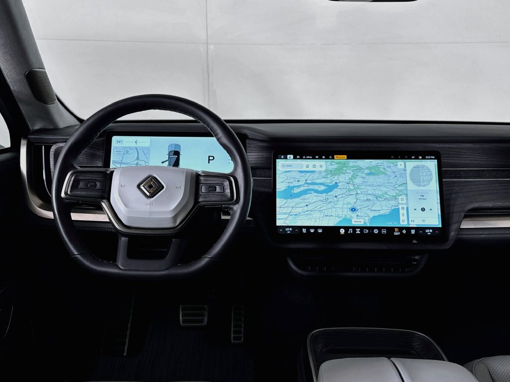 Used 2024 Rivian R1S Adventure Quad AWD/4WD image 14