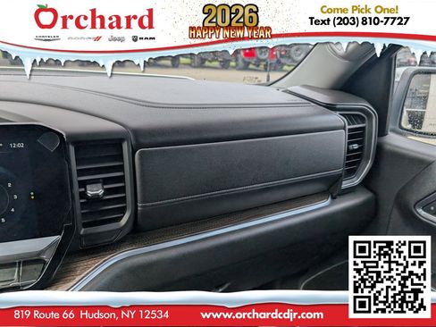 Used 2024 Chevrolet Silverado 1500 LT image 38