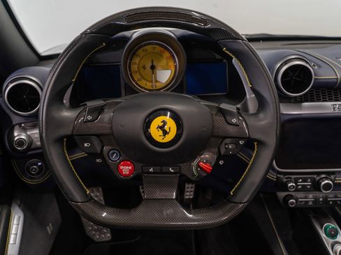 Used 2019 Ferrari Portofino RWD image 7