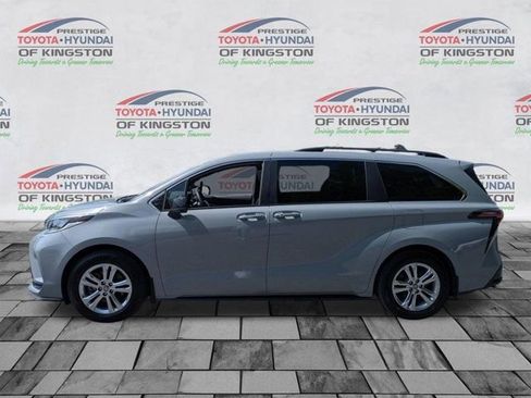 Certified 2023 Toyota Sienna XSE w/ XSE Plus Package AWD/4WD image 7