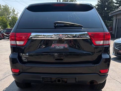 Used 2011 Jeep Grand Cherokee Laredo w/ Security & Convenience Group AWD/4WD image 15