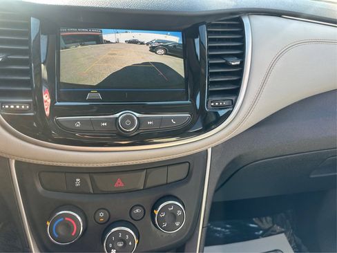 Used 2019 Chevrolet Trax LS w/ LPO, Protection Package FWD image 32