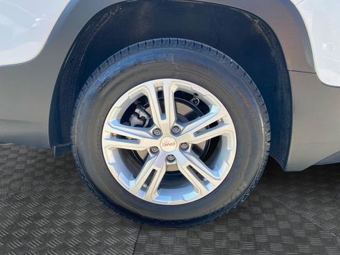 Used 2019 GMC Terrain SLE FWD image 32