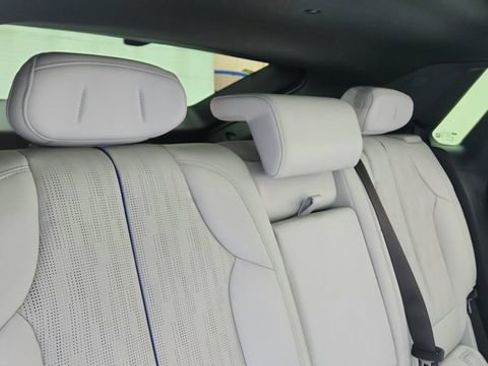 Used 2024 Cadillac Lyriq Sport image 27