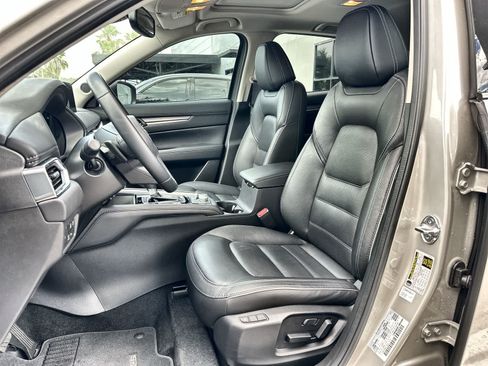Used 2025 MAZDA CX-5 AWD 2.5 S w/ Premium Plus Pkg image 3