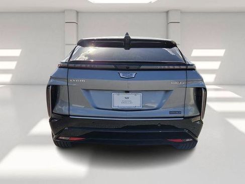 New 2026 Cadillac Lyriq Premium Luxury AWD/4WD image 4