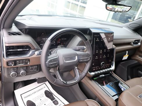 New 2026 GMC Yukon Denali Ultimate AWD/4WD image 26