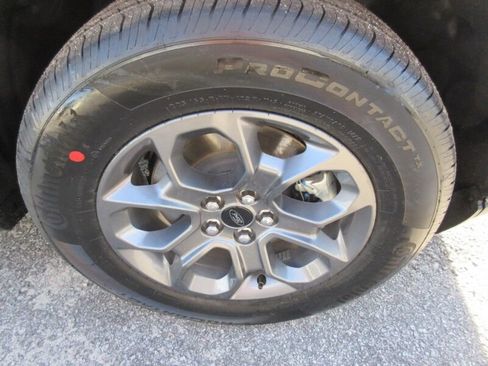 New 2026 Ford Maverick XLT w/ XLT Luxury Package image 12