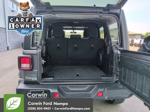 Used 2023 Jeep Wrangler Unlimited w/ Cold Weather Group AWD/4WD image 29