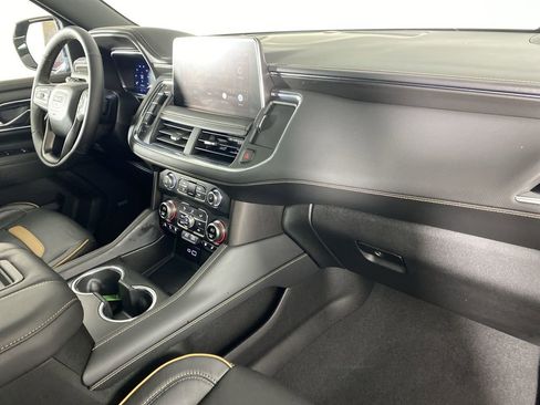 Used 2024 GMC Yukon AT4 image 31
