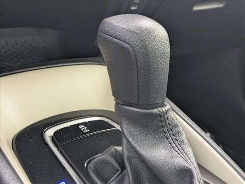 Used 2025 Toyota Corolla LE w/ Convenience Package image 12