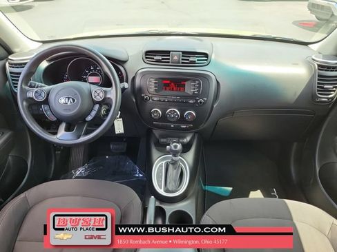 Used 2016 Kia Soul FWD image 8