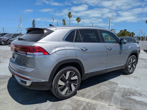 New 2026 Volkswagen Atlas Cross Sport SEL AWD/4WD image 4