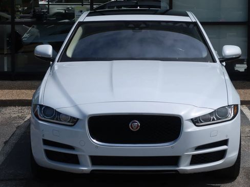 Used 2017 Jaguar XE First Edition AWD/4WD image 3