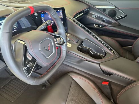 Used 2023 Chevrolet Corvette Stingray Premium Conv w/ Z51 Performance Package RWD image 12