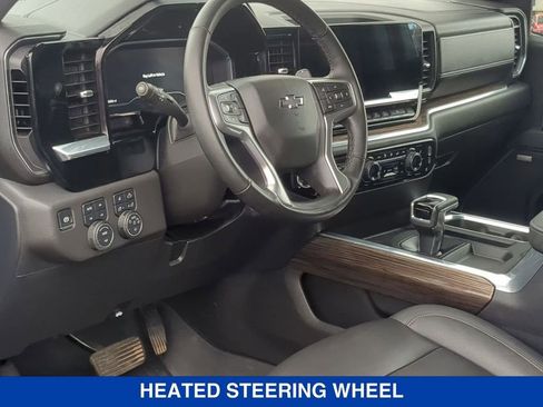Used 2025 Chevrolet Silverado 1500 LT Trail Boss w/ LT Trail Boss Premium Package AWD/4WD image 11