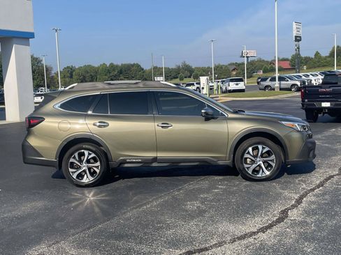 Used 2020 Subaru Outback Touring XT AWD/4WD image 2