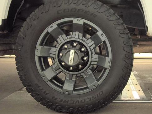 Used 2024 Ford F250 XL w/ STX Appearance Package AWD/4WD image 8