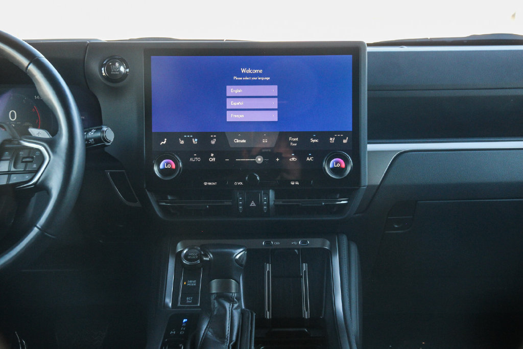 Certified 2025 Lexus GX 550 w/ Cold Area Package AWD/4WD image 14