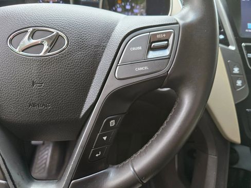 Used 2017 Hyundai Santa Fe Sport image 22