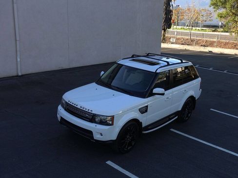 Used 2012 Land Rover Range Rover Sport Supercharged AWD/4WD image 5