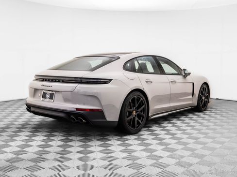 New 2026 Porsche Panamera 4 image 8