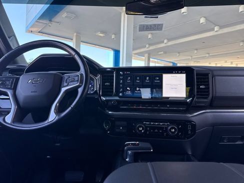 Certified 2023 Chevrolet Silverado 1500 RST w/ Redline Edition AWD/4WD image 12
