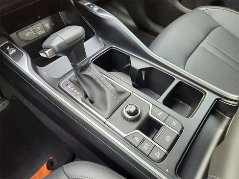 New 2026 Kia Sorento S w/ S Panoramic Sunroof Package image 15