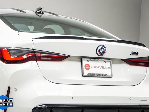 Used 2023 BMW M4 Competition w/ Executive Package image 12