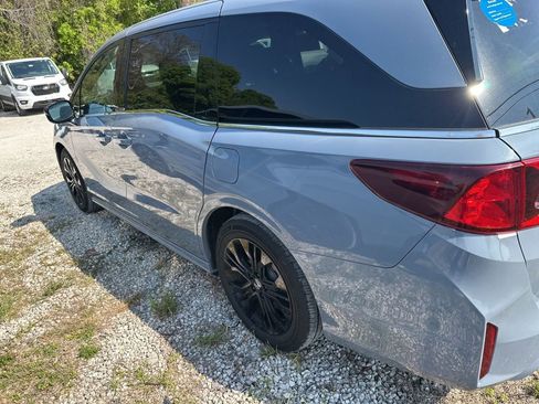 Used 2025 Honda Odyssey Sport-L image 10