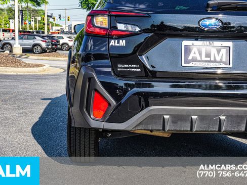 Used 2025 Subaru Crosstrek 2.0i Premium AWD/4WD image 17