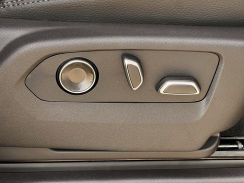 New 2026 GMC Sierra 1500 Denali w/ Denali Reserve Package image 23