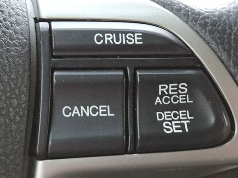 Used 2011 Honda Accord LX image 5