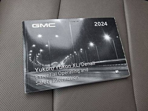 Certified 2024 GMC Yukon XL SLT w/ SLT Premium Package image 27