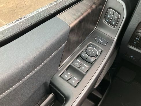 New 2025 Ford F250 Lariat w/ Lariat Ultimate Package image 26