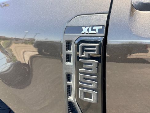 Used 2024 Ford F350 XLT w/ XLT Premium Package AWD/4WD image 41