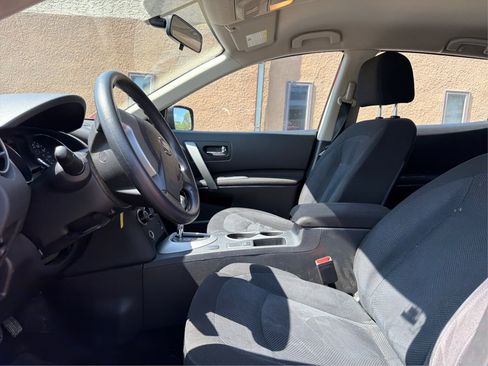 Used 2013 Nissan Rogue S FWD image 9