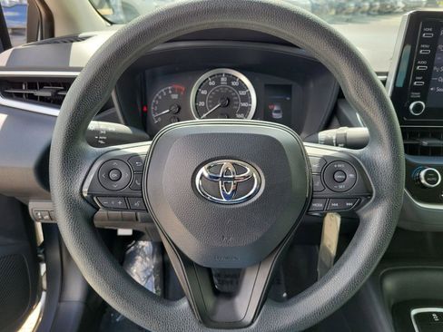 Used 2020 Toyota Corolla LE FWD image 21