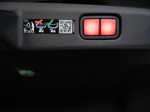 New 2026 Mercedes-Benz E 350 Sedan image 31