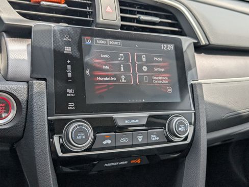 Used 2017 Honda Civic EX image 18