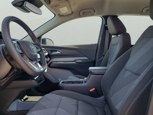 New 2027 Chevrolet Bolt LT w/ Comfort Package FWD image 18