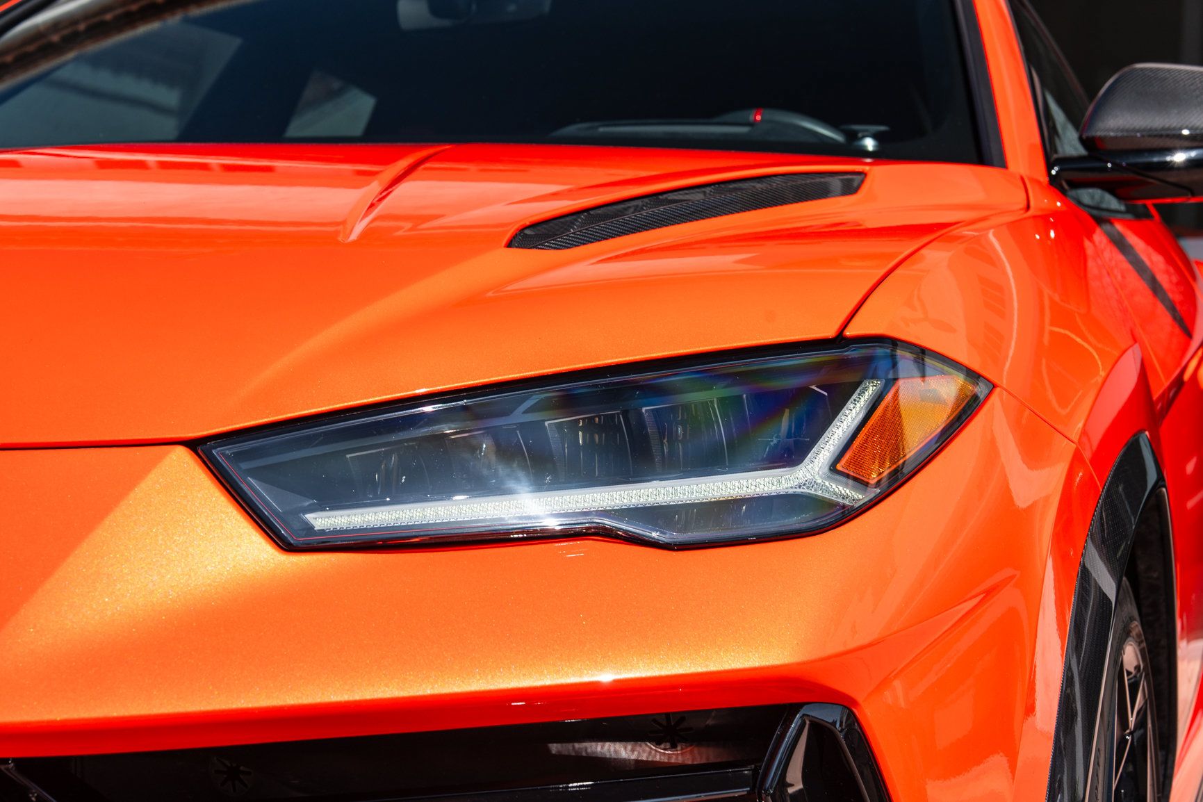 Used 2024 Lamborghini Urus Performante AWD/4WD image 12