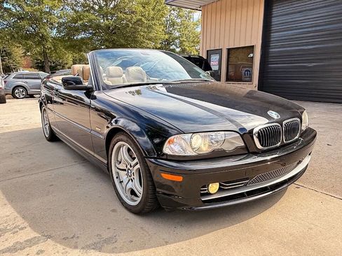 Used 2003 BMW 330Ci Convertible image 10